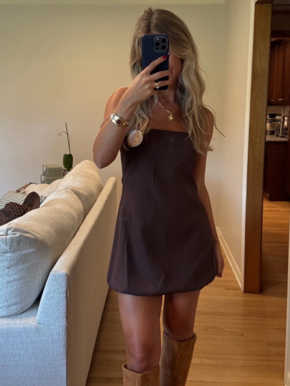 Revenge the label Chrissa mini bubble dress brown size small NWOT HYFVE brand